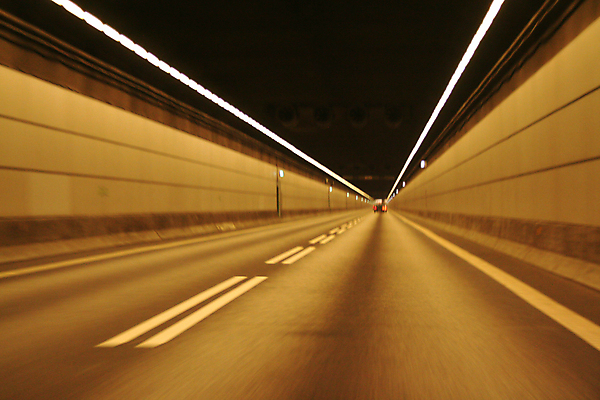 포토 JPG 해외이미지 디자인 여행 비즈니스 건축양식 파노라마 덴마크 스웨덴 사람없음 빛 여행객 맑음 산책 터널 연결 통로 수평선 해외포토 건축 길 날씨 휴식 촬영기법 북유럽 사람 파일형식 이미지허브