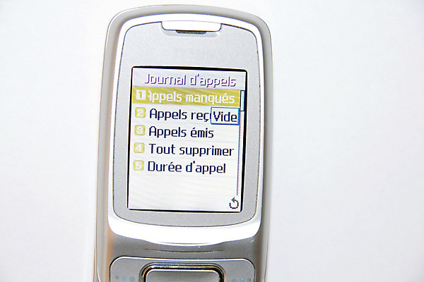 포토 JPG 해외이미지 사람 사람없음 스크린 슬픔 고독 버리기 전화기 부름 부족 고립 결석 해외포토 감정 컨셉 모션 파일형식 이미지허브