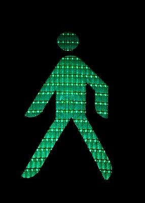 포토 JPG 해외이미지 백그라운드 교통시설 경고 안전 사람 사람없음 초록색 빛 숫자 검은색 산책 도시 보행자 사인 바둑 건너기 고립 무료 해외포토 문자 컬러 교통 모션 놀이 휴식 시설 파일형식 이미지허브