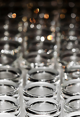 포토 JPG 해외이미지 컨셉 유니폼 유리 추상 흑백 사람없음 그룹 묘사 보케 텀블러 반복 해외포토 옷 무늬 재질 촬영기법 컵 파일형식 이미지허브