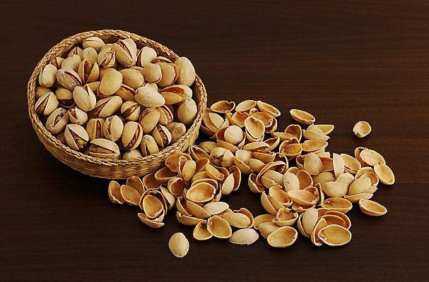 포토 JPG 해외이미지 음식 다이어트 재료 자연 탁자 건조 건강 씨앗 사람없음 목재 쌓기 식사 어둠 견과류 껍질 흰색 사발 맛 기름 작음 굽기 먹기 계산대 상쾌 소금 칼로리 흙더미 내추럴 절임 채식주의자 피스타치오 많음 맛있는 해외포토 나무 식물 감정 컬러 가구 컨셉 모션 흙 사기그릇 크기 구이 생태계 채식 파일형식 더미 이미지허브