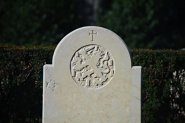 포토 JPG 해외이미지 사람없음 바위 깃발 비석 묘사 네덜란드 기념물 천연기념물 사당 장례식 추모 해외포토 유럽 돌_바위 파일형식 이미지허브