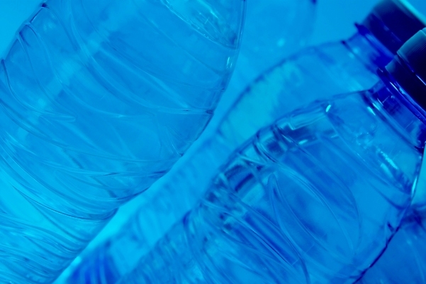 포토 JPG 해외이미지 라이프스타일 음료 백그라운드 다이어트 건강 경사 사람없음 물 파란색 반려동물 신선 투명 액체 시원함 플라스틱 갈증 가득함 순수 묘사 상쾌 내추럴 소다 캡모자 많음 해외포토 자연요소 동물 모자_잡화 감정 컬러 컨셉 재질 생활 파일형식 이미지허브