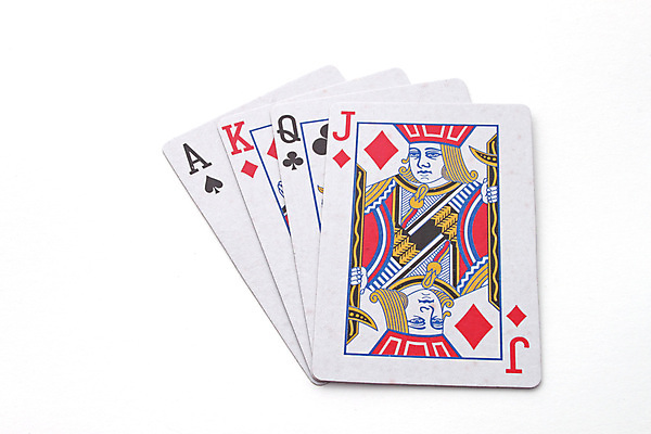 포토 JPG 해외이미지 손 놀이 취미 사람없음 거래 게임 하트 잡기 최고 속임수 신용카드 행운 도박 위험 삽 카지노 클럽 기회 다이아몬드 중독 빚 에이스 중독자 해외포토 모양 컨셉 모션 신체부위 금융 경제 보석 파일형식 이미지허브