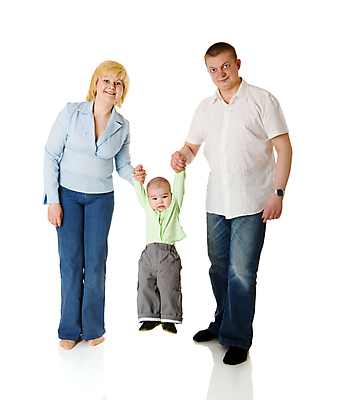 포토 JPG 해외이미지 백인 커플 행복 아들 얼굴 어린이 2 장난 가족 남편 새로움 함께함 3 사랑 서기 미소 사람 소년 세명 30대 걷기 흰색 자녀 청바지 아내 그룹 아빠 긍정 걸음마 고립 돌봄 표현성 해외포토 서양인 남자 감정 컬러 컨셉 바지 관계 모션 표정 신체부위 장년 파일형식 이미지허브