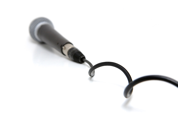 포토 JPG 해외이미지 직업 노래 말하기 사람없음 소리 연결 알림 마이크 면접 라디오 역동적 신호 오디오 방송 철사 시스템 창살 목소리 노래방 보컬 생존 해외포토 음악 음향기기 컨셉 비즈니스 모션 전자제품 파일형식 이미지허브