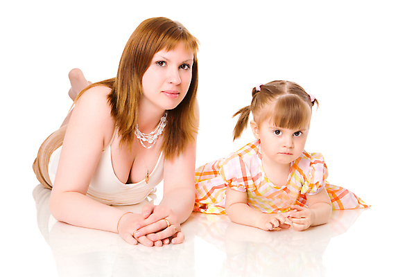 포토 JPG 해외이미지 백인 드레스 딸 행복 어린이 2 생각 장난 가족 엄마 바닥 갈색머리 함께함 사랑 두명 가로 금발 뷰티 기쁨 잡기 거짓말 고립 돌봄 천진난만 해외포토 서양인 헤어스타일 옷 감정 컨셉 관계 모션 사람 파일형식 이미지허브