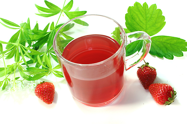 포토 JPG 해외이미지 식물 열매 종이 음료 잎 과일 자연 유리 딸기 따뜻함 사람없음 컵 빨간색 초록색 빛 추위 흰색 신선 뜨거움 찻잔 허브 고립 따뜻한음료 무료 해외포토 식기 컬러 재질 잔 생태계 파일형식 이미지허브