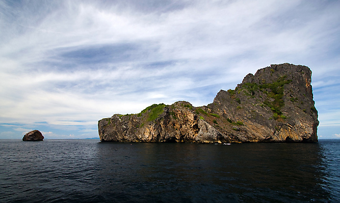 포토 JPG 해외이미지 구름 파도 바다 자연 하늘 풍경 사람없음 야외 물 침묵 바위 전원 황무지 장면 해외포토 자연요소 소리 돌_바위 전기에너지 생태계 파일형식 이미지허브
