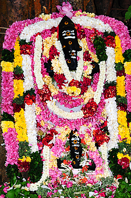 포토 JPG 해외이미지 아시아 종교 문화 길 성공 코끼리 관리 사람없음 장식 조각상 숫자 머리 평화 화목 그리기 황금 쥐 자르기 명예 나쁜 구리 귀족 숭배 힌두교 해외포토 문자 나라 컨셉 포유류 모션 신체부위 조형물 원소 설치류 파일형식 이미지허브