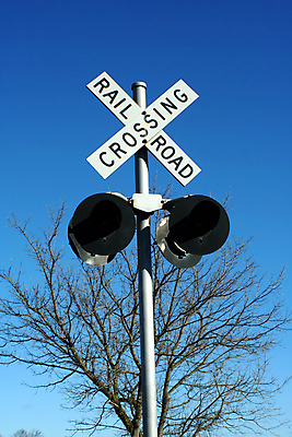 포토 JPG 해외이미지 여행 교통시설 경고 안전 사람없음 야외 위험 사인 신호 건너기 선로 해외포토 교통 컨셉 모션 시설 파일형식 이미지허브