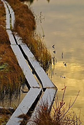 포토 JPG 해외이미지 길 자국 사람없음 물 침묵 하이킹 오솔길 해외포토 자연요소 레저 소리 파일형식 이미지허브