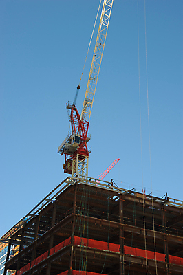 포토 JPG 해외이미지 주간 하늘 사람없음 야외 건물 건설현장 기중기 철근구조물 해외포토 자연요소 건축물 건설업 중장비 구조물 파일형식 이미지허브