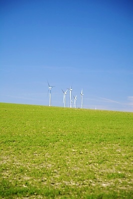 포토 JPG 해외이미지 유럽 산업 밭 하늘 바람 항해 사람없음 초록색 파란색 탑 힘 기계 에너지 흰색 그룹 스페인 부활 봉 방앗간 생태학 해외포토 자연요소 건축물 교육 나라 컬러 농업 배_교통 날씨 파일형식 이미지허브