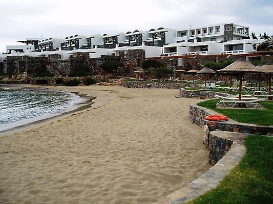 포토 JPG 해외이미지 물결 선 모래 바다 하늘 호텔 휴가 휴식 산 수영장 사람없음 야외 물 햇빛 태양 시골 침대 만 뜨거움 가장자리 고급 땅 휴양지 선베드 양산 소금 파라다이스 수평선 해외포토 자연요소 가구 컨셉 의자 숙소 장소 둘레 파일형식 이미지허브