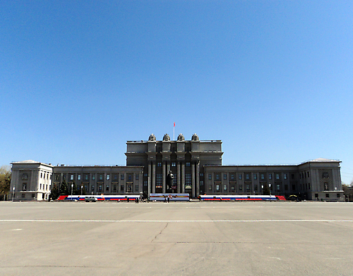 포토 JPG 해외이미지 하늘 풍경 사람없음 건물 여름 파란색 태양 회색 도시 극장 러시아 지역 타운 천연기념물 해외포토 자연요소 건축물 계절 유럽 컬러 파일형식 이미지허브