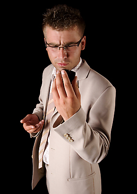 포토 JPG 해외이미지 직업 손 남자 안경 셔츠 돈 비즈니스 모션 검은배경 협력 한명 서기 사람 정장 금융 어둠 놀람 거래 저축 작업 비즈니스맨 우아함 대표 전화기 손목시계 명상 경영자 투자 옷입기 환율 소매 보험 마케팅 스타일 해외포토 1 잡화 옷 감정 시계 백그라운드 컨셉 상의 장신구 표정 신체부위 경제 검은색 직장인 재산 리더 파일형식 이미지허브