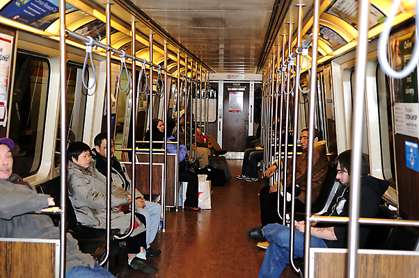 포토 JPG 해외이미지 학생 라이프스타일 여행 교통시설 모션 아침 사람 사람없음 세계 맑음 미국 기차 도시 업무 기다림 전철 군중 속도 출퇴근 역동적 지하 일반 리빙 해외포토 주간 육상교통 교통 컨셉 북아메리카 비즈니스 날씨 대중교통 생활 작업 시설 파일형식 이미지허브