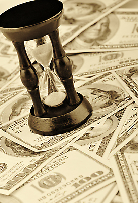 포토 JPG 해외이미지 종이 시계 백그라운드 컨셉 돈 비즈니스 성공 추상 아이디어 흑백 사람없음 경제 달러 시간 그룹 시장 재산 황금 모서리 구매 주식 위험 심볼 손목시계 모래시계 오브젝트 투자 상업 각도 결제 파산 대출 빚 구식 세금 옛날 적자 해외포토 모래 무늬 장신구 촬영기법 금융 쇼핑 파일형식 이미지허브