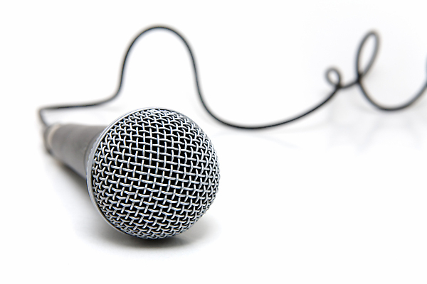 포토 JPG 해외이미지 직업 노래 말하기 사람없음 소리 연결 알림 마이크 면접 라디오 역동적 신호 오디오 방송 철사 시스템 창살 목소리 노래방 보컬 생존 해외포토 음악 음향기기 컨셉 비즈니스 모션 전자제품 파일형식 이미지허브