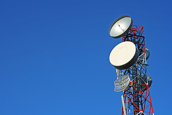 포토 JPG 해외이미지 접시 산업 파도 비즈니스 통신 하늘 모바일 새로움 세포 안테나 사람없음 빨간색 파란색 스마트폰 글로벌 탑 금속 디지털 텔레비전 장비 인공위성 정보 흰색 네트워크 역 연결 무선전화기 전화기 라디오 신호 방송 전염 전송 소통 레이더 송신기 접수 철강 셀룰러 해외포토 식기 건축물 바다 컬러 컨셉 교통시설 재질 전자제품 핸드폰 스마트기기 질병 감염 파일형식 이미지허브