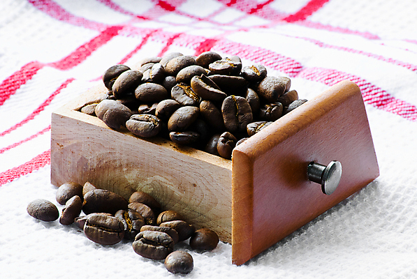 포토 JPG 해외이미지 전통 커피 음료 음식 백그라운드 재료 자연 아침 콩 씨앗 사람없음 농작물 갈색 검은색 어둠 카페 에너지 신선 그룹 맛 아침식사 굽기 질감 아로마 향 에스프레소 중독 흙더미 내추럴 모카 아랍어 카페인 해외포토 주간 식물 컬러 컨셉 농업 곡류 상점 식사 흙 구이 생태계 파일형식 더미 이미지허브