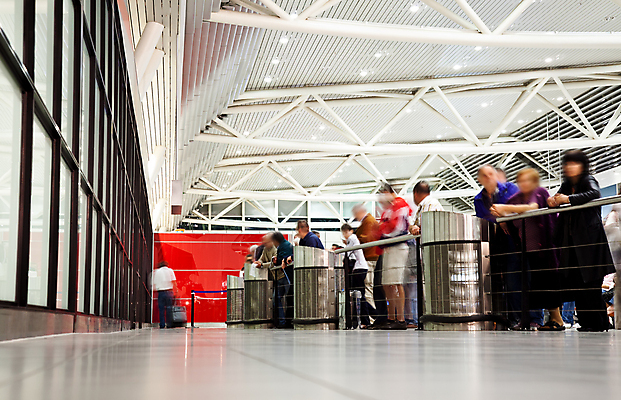 포토 JPG 해외이미지 여행 사람 사람없음 기다림 공항 군중 소프트포커스 도착 승객 터미널 해외포토 교통시설 모션 촬영기법 파일형식 이미지허브
