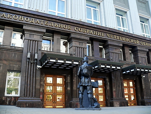 포토 JPG 해외이미지 접시 조각 유리 새로움 사람없음 건물 책 사무실 문 힘 도시 개 입장 러시아 법 규칙 청동 공정 일반 천연기념물 법정 화강암 해외포토 식기 건축물 유럽 컨셉 비즈니스 포유류 재질 암석 파일형식 이미지허브