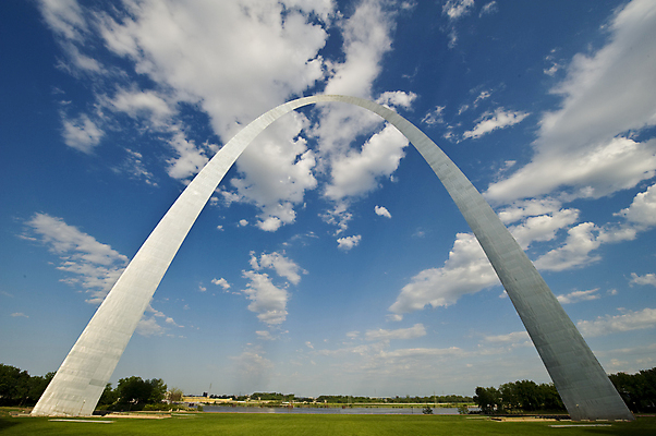 포토 JPG 해외이미지 디자인 여행 건축양식 자연 하늘 바람 미술 사람없음 파란색 강 금속 맑음 희망 꿈 흐름 경계선 역사 성자 심볼 아치 대문 방문 천연기념물 서쪽 철강 타격 그리너리 해외포토 자연요소 건축 감정 종교 선 컬러 컨셉 모션 재질 날씨 문화예술 문 방향 경계 생태계 파일형식 트랜드컬러 이미지허브