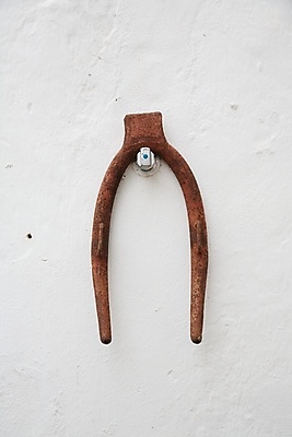 포토 JPG 해외이미지 산업 벽 농업 사람없음 금속 흰색 공구 포인트 옛날 해외포토 컬러 재질 금융 도구 파일형식 이미지허브