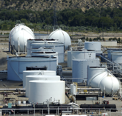 포토 JPG 해외이미지 공원 산업 사람없음 환경 맑음 기차 에너지 화물 흰색 원형 센터 석유 컨테이너 탱크 화석 개발 해외포토 도형 공공시설 육상교통 컬러 날씨 대중교통 운송업 파일형식 이미지허브