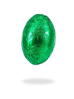 포토 JPG 해외이미지 전통 계절 종교 음식 컨셉 포장 휴가 부활절 사탕 그림자 선물 사람없음 빛 컬러풀 과자 초콜릿 계란 봄 흰색 달콤 떨어짐 은박지 심볼 질감 고립 해외포토 기념일 컬러 디저트 알 맛 파일형식 이미지허브