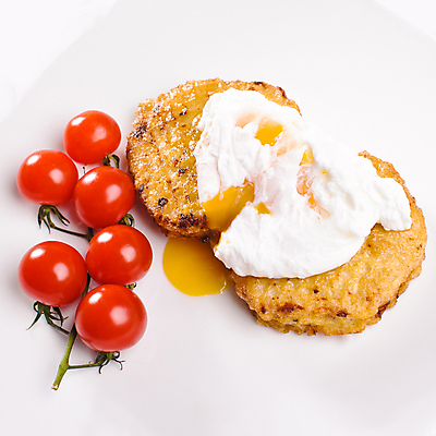 포토 JPG 해외이미지 접시 음식 토마토 채소 육류 돼지고기 요리 사람없음 식사 저녁식사 치킨 소고기 튀김 신선 뜨거움 준비 점심식사 맛있는 해외포토 식기 식재료 닭고기요리 파일형식 이미지허브