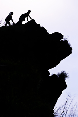 포토 JPG 해외이미지 라이프스타일 손 남자 행복 실루엣 스포츠 여행 자연 하늘 성공 산 건강 사람 사람없음 야외 파란색 햇빛 태양 힘 트래킹 기쁨 하이킹 에너지 자유 정상 고도 오르기 무료 절정 하이커 해외포토 자연요소 감정 컬러 컨셉 모션 레저 촬영기법 생활 신체부위 생태계 파일형식 이미지허브