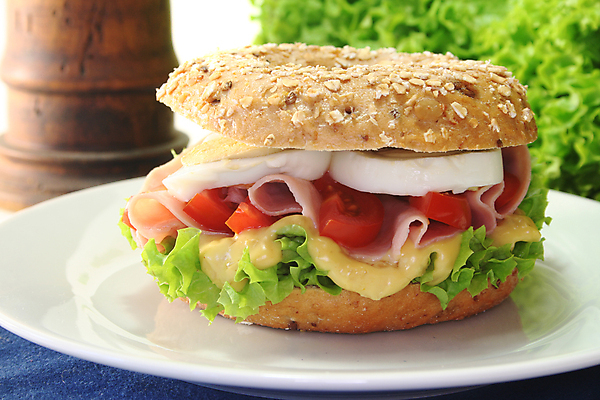포토 JPG 해외이미지 토마토 샌드위치 사람없음 계란 아침식사 상추 베이글 중고 해외포토 음식 빵 채소 알 식사 파일형식 이미지허브