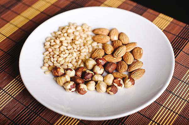 포토 JPG 해외이미지 음식 자연 건조 건강 씨앗 사람없음 갈색 견과류 맛 유기농 아몬드 성분 흙더미 내추럴 단백질 해외포토 식물 웰빙 컬러 컨셉 흙 생태계 영양소 파일형식 더미 이미지허브