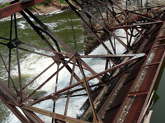 포토 JPG 해외이미지 나무 호수 벽 자연 사람없음 물 강 폭포 저수지 개울 댐 러시아 지역 인공 해외포토 자연요소 식물 공공시설 유럽 생태계 파일형식 이미지허브