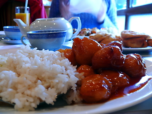 포토 JPG 해외이미지 접시 음식 빵 밥 동양인 사람없음 컵 초록색 갈색 식당 식사 저녁식사 치킨 중국 튀김 흰색 뜨거움 맛 찻주전자 먹기 소금 점심식사 맛있는 해외포토 식기 아시아 컬러 컨셉 모션 주전자 인종 상점 닭고기요리 파일형식 이미지허브