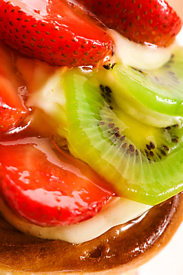 포토 JPG 해외이미지 열매 음식 백그라운드 과일 딸기 디저트 사탕 키위 요리 사람없음 장식 빨간색 바구니 케이크 식당 희망 빵집 껍질 흰색 달콤 맛 설탕 굽기 먹기 크림 비타민 푸딩 프랑스어 무스 탄수화물 페스츄리 맛있는 해외포토 식물 문자 감정 빵 컬러 컨셉 모션 상점 구이 영양소 파일형식 이미지허브