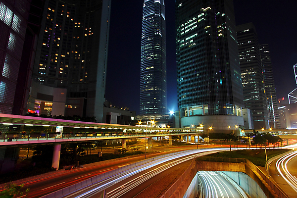 포토 JPG 해외이미지 아시아 도로 선 여행 백그라운드 이동 비즈니스 건축양식 교통시설 모션 추상 거리 버스 사람없음 건물 파란색 빛 도시풍경 중국 어둠 황혼 새벽 운전 도시 도심 야간 저녁 소프트포커스 속도 장면 타운 블러 해외포토 자연요소 건축물 건축 나라 길 육상교통 컬러 교통 컨셉 무늬 대중교통 촬영기법 풍경 일몰 시설 파일형식 이미지허브