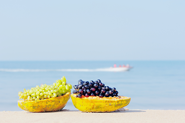포토 JPG 해외이미지 아시아 음식 모래 바다 여행 과일 자연 하늘 포도 휴가 건강 사람없음 야외 물 여름 파란색 햇빛 태양 맑음 침묵 견과류 신선 오브젝트 상쾌 코코넛 비타민 이국적 채식주의자 파라다이스 파파야 해외포토 자연요소 계절 감정 나라 컬러 날씨 소리 열대과일 생태계 채식 영양소 파일형식 이미지허브