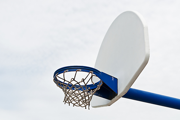 포토 JPG 해외이미지 스포츠용품 농구 사람없음 야외 가로 파란색 컬러풀 금속 사진촬영 게임 흰색 그물 놀이터 플라스틱 테두리 법정 해외포토 스포츠 컬러 재질 놀이 구기 촬영 오브젝트 파일형식 이미지허브