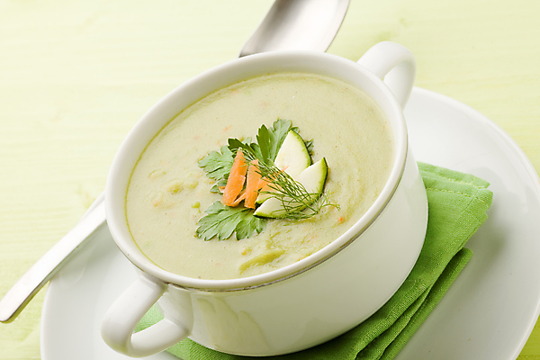 포토 JPG 해외이미지 잎 토마토 채소 양파 파슬리 사람없음 초록색 당근 액체 수프 브로콜리 크림 준비 성분 주키니 채식주의자 해외포토 식물 컬러 뿌리채소 채식 파일형식 이미지허브