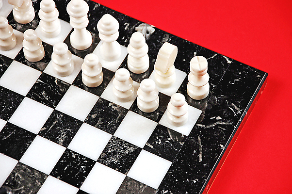 포토 JPG 해외이미지 조각 패턴 놀이 사람없음 사각형 검은색 게임 흰색 체스 계획 체스판 여왕 사기꾼 해외포토 도형 컬러 컨셉 무늬 파일형식 이미지허브