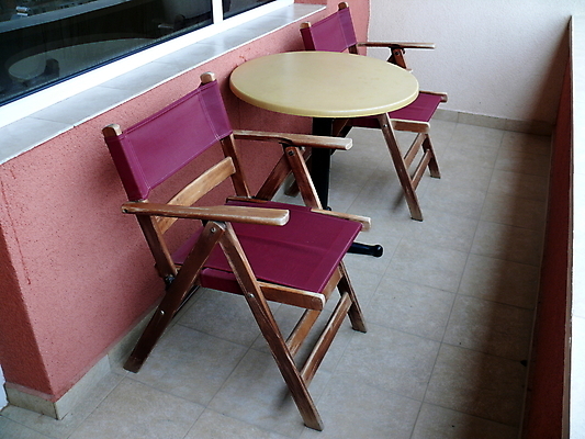 포토 JPG 해외이미지 가구 의자 창문 탁자 호텔 주택 사람없음 발코니 해외포토 생활용품 숙소 건물 파일형식 이미지허브