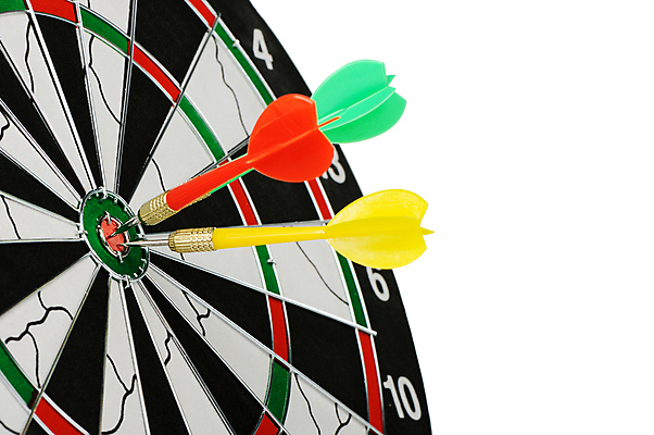 포토 JPG 해외이미지 모양 스포츠 백그라운드 컨셉 비즈니스 놀이 성공 화살 아이디어 사람없음 빨간색 초록색 노란색 경쟁 공연 게임 흰색 우승 행운 센터 던지기 목표 발사 다트 사인 각도 조준 고립 블러 승자 염원 철강 필승 완전 해외포토 컬러 모션 이벤트 최고 파일형식 이미지허브