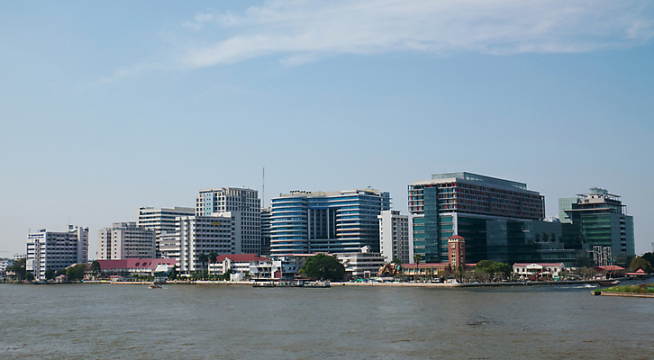 포토 JPG 해외이미지 아시아 건축양식 태국 건강 병원 사람없음 건물 물 강 왕 방콕 정부 해외포토 자연요소 건축물 건축 나라 의학 파일형식 이미지허브