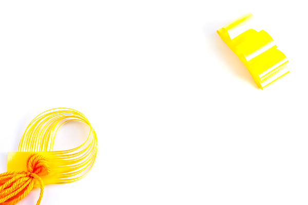 포토 JPG 해외이미지 계절 기념일 리본 백그라운드 컨셉 크리스마스 휴가 발렌타인데이 선물 사람없음 장식 노란색 축제 흰색 축하 인사 신용카드 생일 활 고립 해외포토 컬러 데이이벤트 이벤트 금융 예절 파일형식 이미지허브