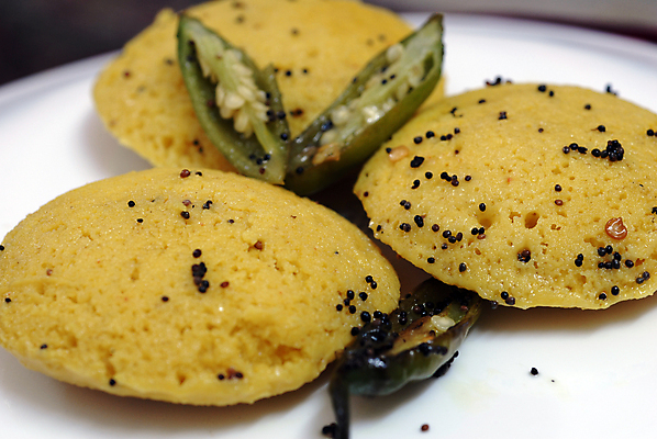 포토 JPG 해외이미지 접시 음식 밥 요리 사람없음 노란색 저녁식사 고명 맛 아침식사 수증기 인도인 먹기 깨 레시피 점심식사 맛있는 해외포토 외국인 식기 컬러 컨셉 식재료 모션 동양인 식사 조미료 파일형식 이미지허브