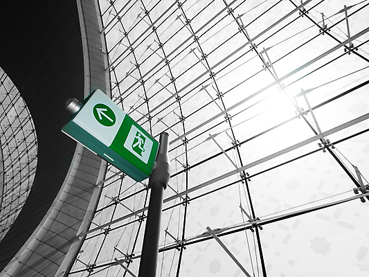 포토 JPG 해외이미지 여행 비즈니스 건축양식 창문 교통시설 유리 출입구 화살 비행기 사람없음 내부 빛 태양 정보 공항 방향 사인 출발 대문 터미널 해외포토 자연요소 건축 교통 컨셉 항공교통 재질 대중교통 문 시설 파일형식 이미지허브